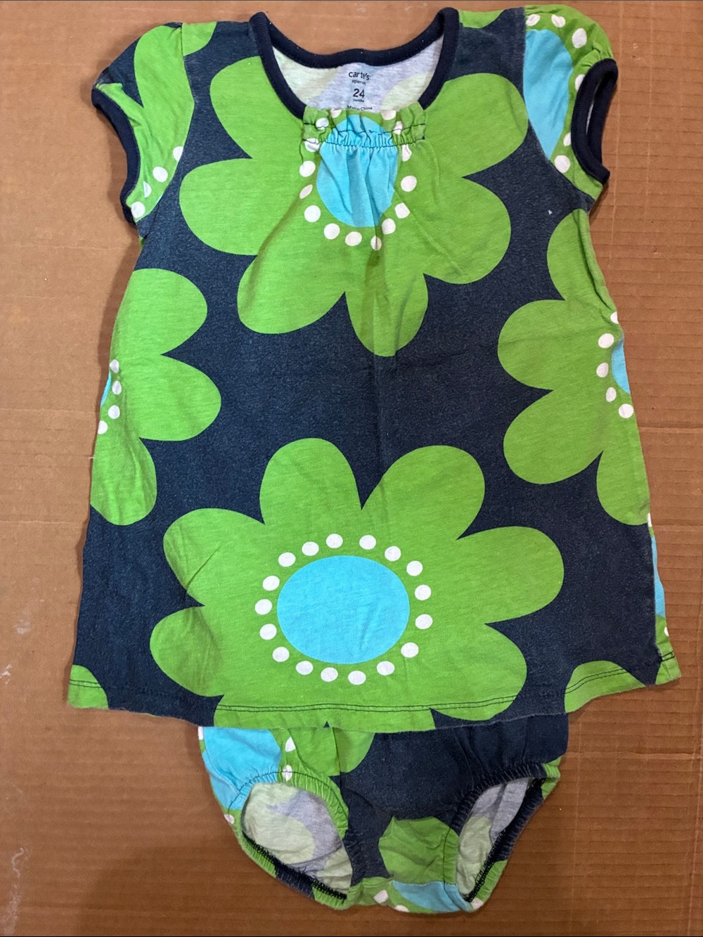 6️⃣ Carter's Navy Dress & Bloomer Set with Green Floral Print 24 M